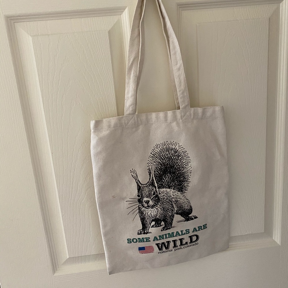 Totes - image 1